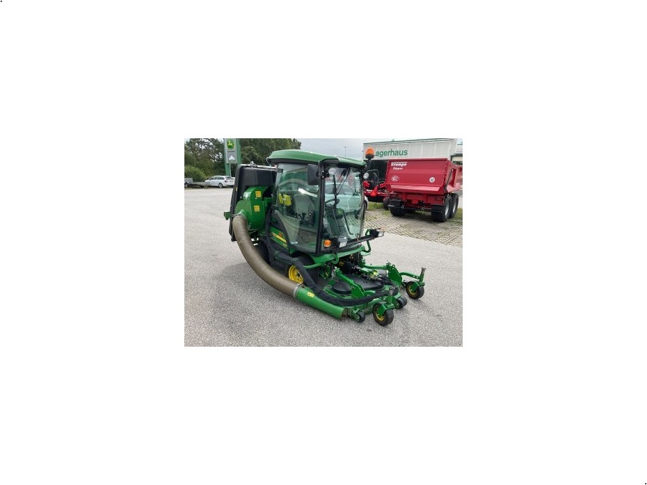 John Deere Terrain Cut 1585 - Traktorer - Kompakt traktorer - 2
