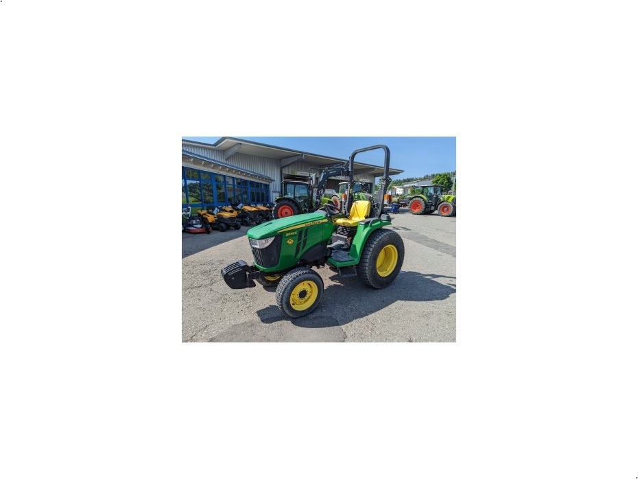 John Deere 3038 E - Traktorer - Traktorer 2 wd - 4