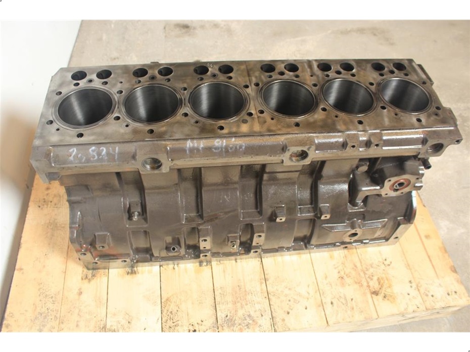 Massey Ferguson 8160 Motorblok / Engine Block - Diverse maskiner & tilbehør - Motorer - 2