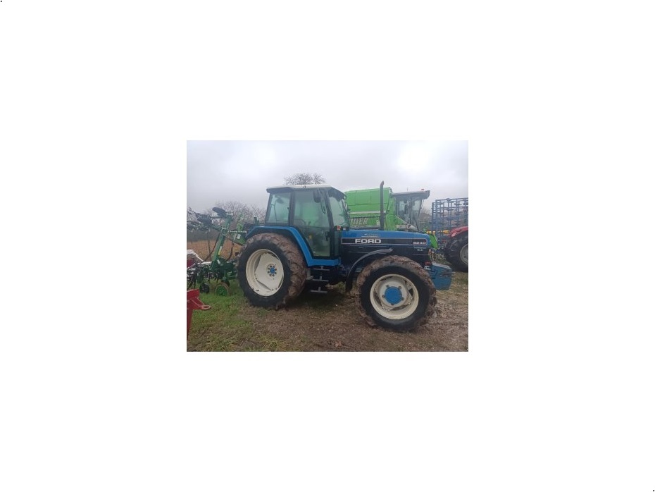 New Holland 8240 - Traktorer - Traktorer 2 wd - 6