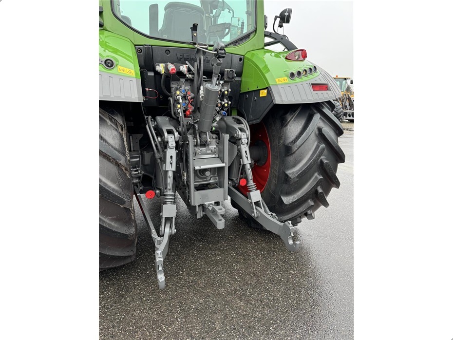 Fendt 516 Vario Profi Plus KUN 2900 TIMER OG MED AUTOSTYRING! - Traktorer - Traktorer 4 wd - 12