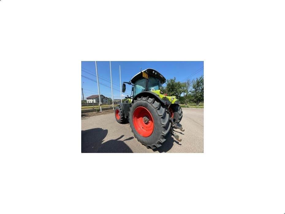 - - - ARION 660 CEBIS - Traktorer - Traktorer 2 wd - 6