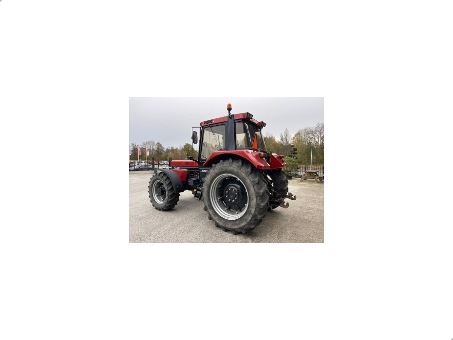 - - - Case 1056XL 6806 uren - Traktorer - Traktorer 2 wd - 2