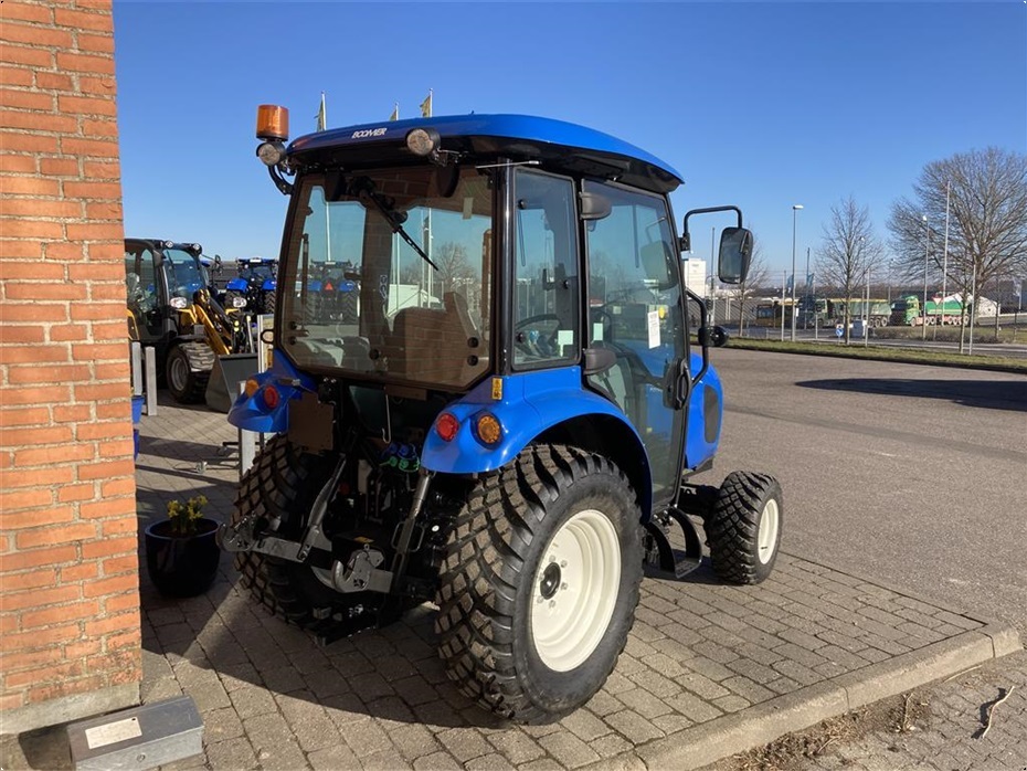 New Holland BOOMER 35 Stage V - Traktorer - Kompakt traktorer - 2