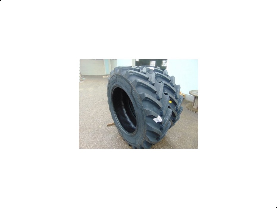 Alliance Agristar II series 85, 420/85 R34 - Traktor tilbehør - Komplette hjul - 1