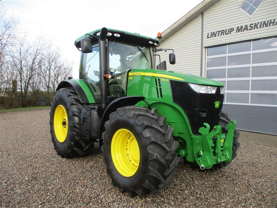John Deere 7200R Med frontlift og frontPTO - Traktorer - Traktorer 4 wd - 17