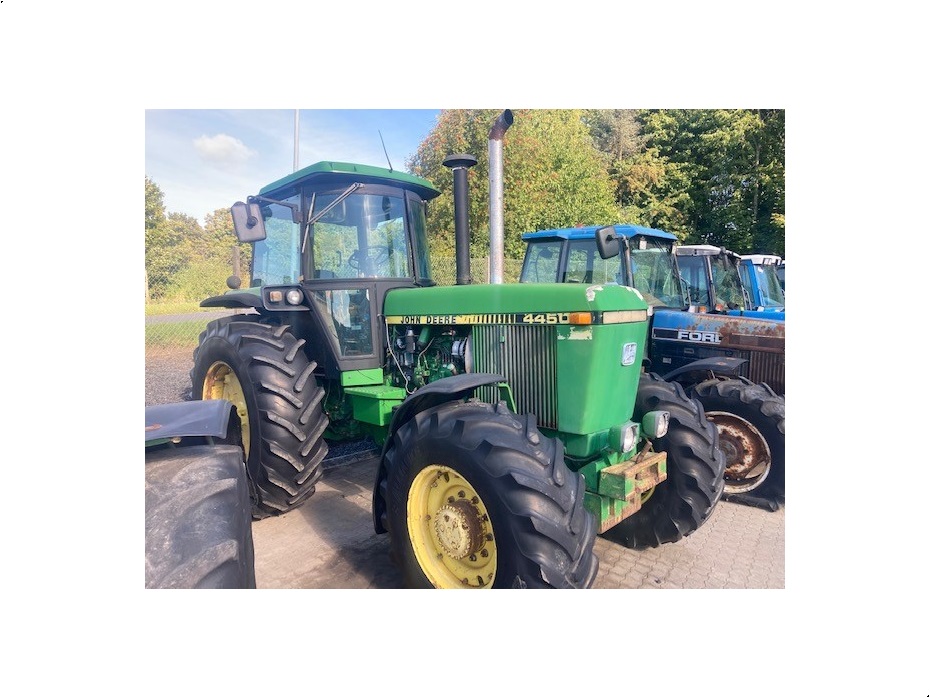 John Deere 4450 - Traktorer - Traktorer 4 wd - 1