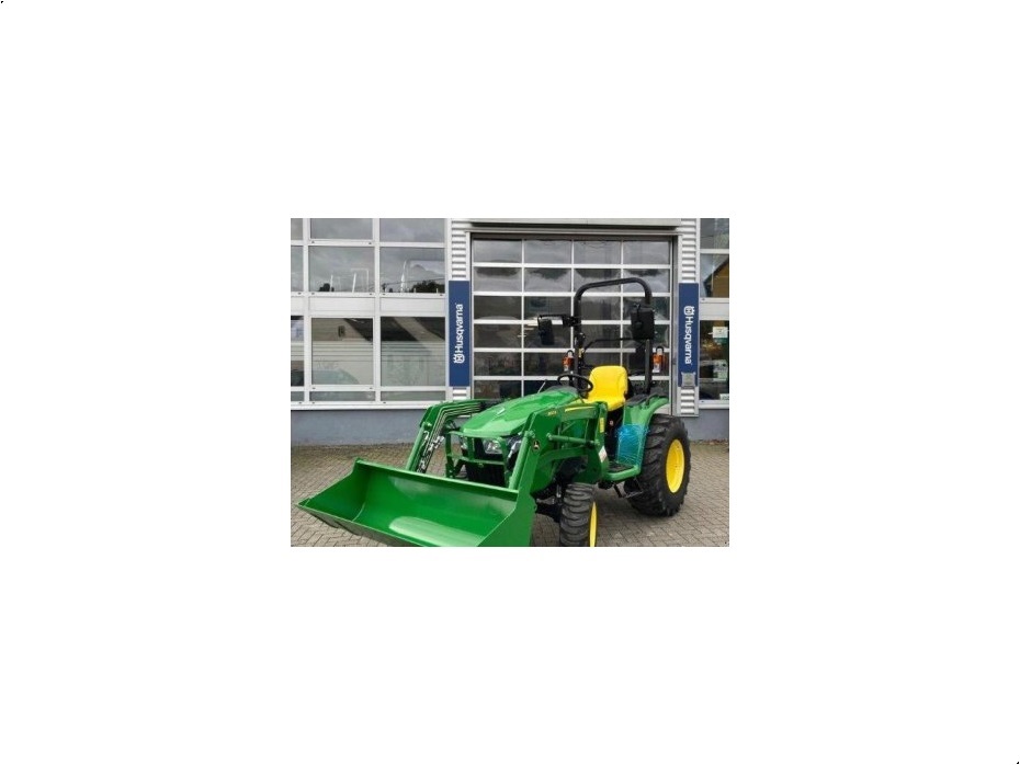 John Deere 3038E - Traktorer - Kompakt traktorer - 2