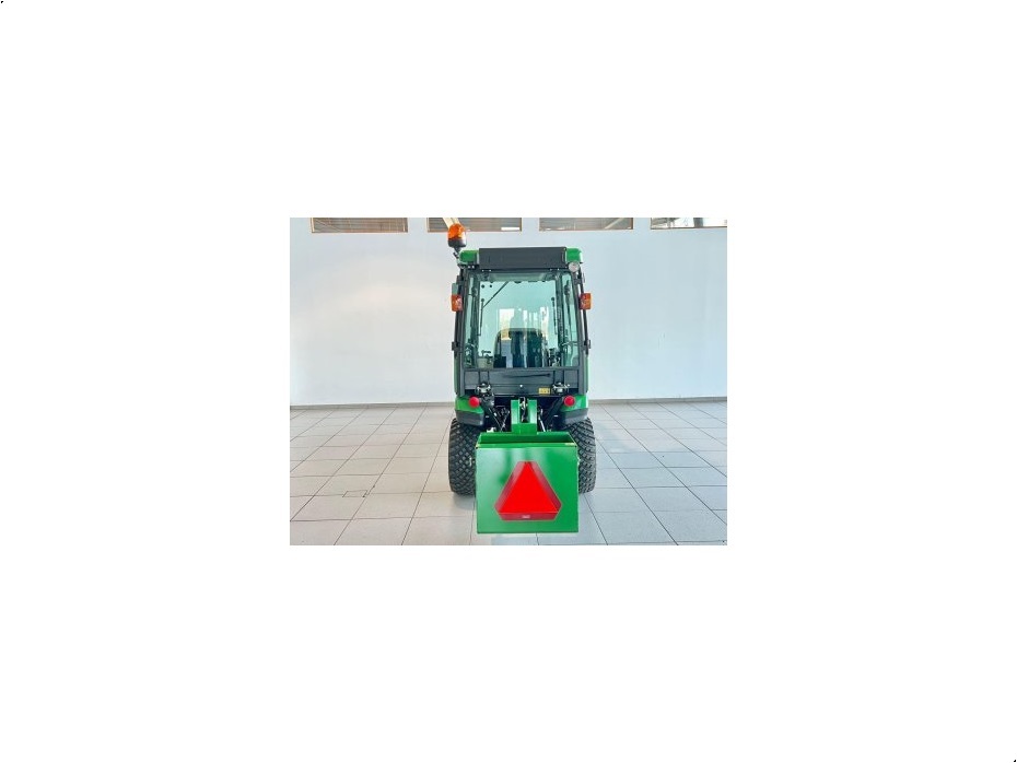 John Deere 1026R - Traktorer - Kompakt traktorer - 5