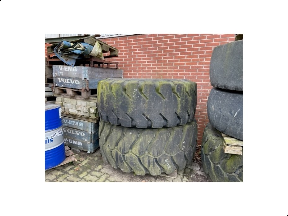 Michelin 23.5R25 D135 - Hjul/larvefødder - Dæk - 2