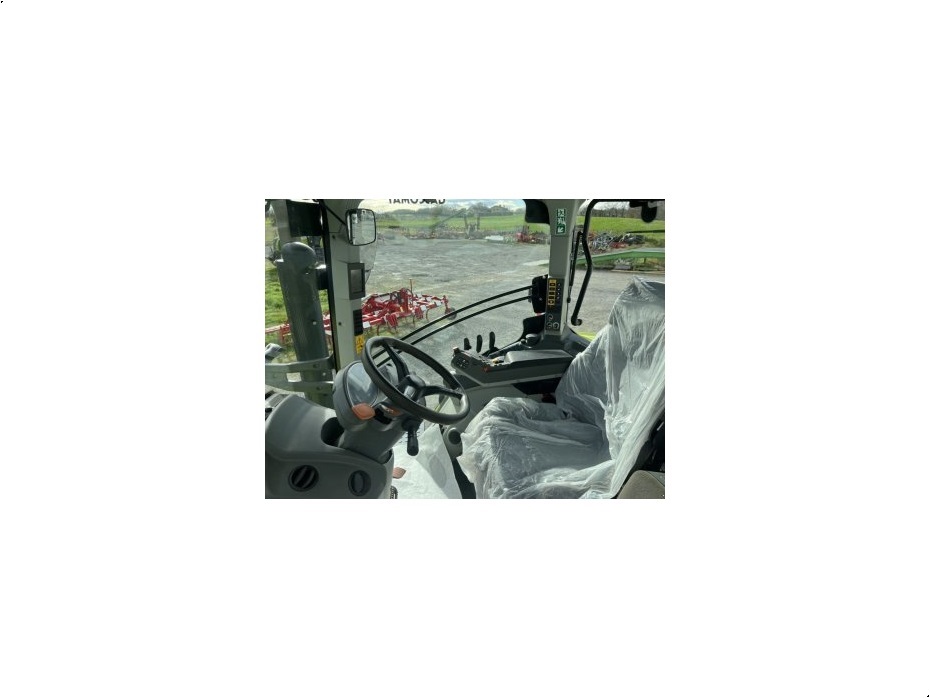 - - - AXION 830 HEXA ST5 - Traktorer - Traktorer 2 wd - 8