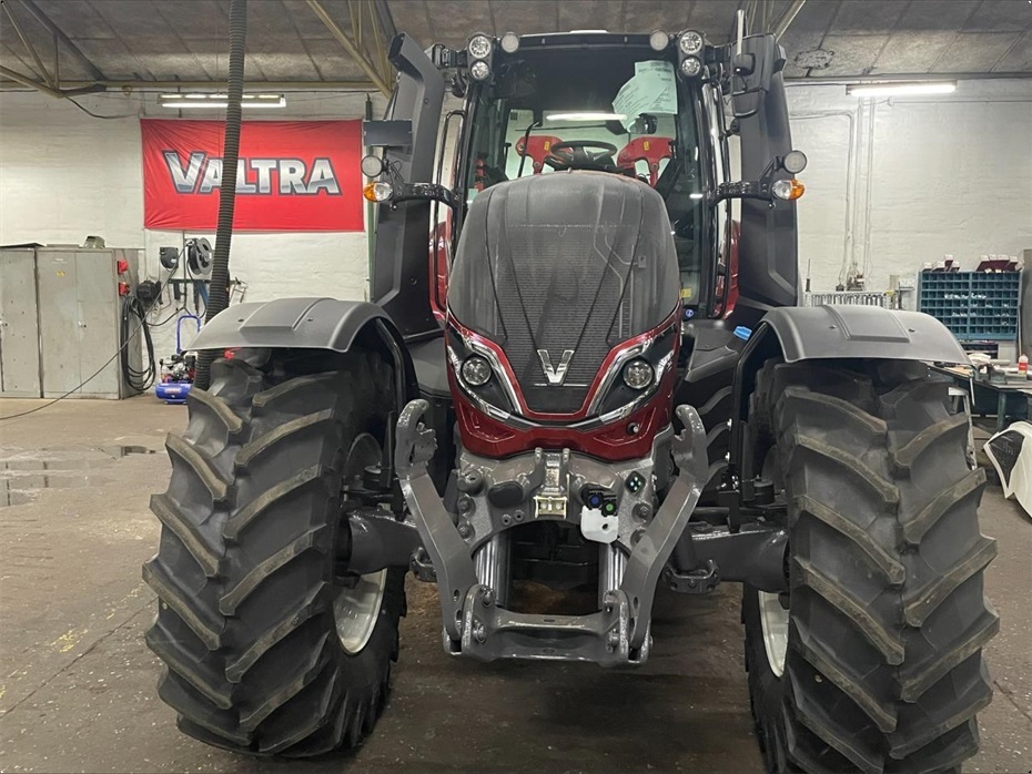 Valtra T235D 2A1 - Traktorer - Traktorer 4 wd - 3