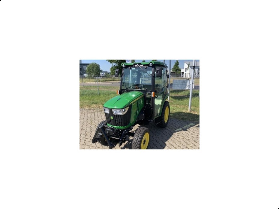 John Deere 2032R - Traktorer - Kompakt traktorer - 3