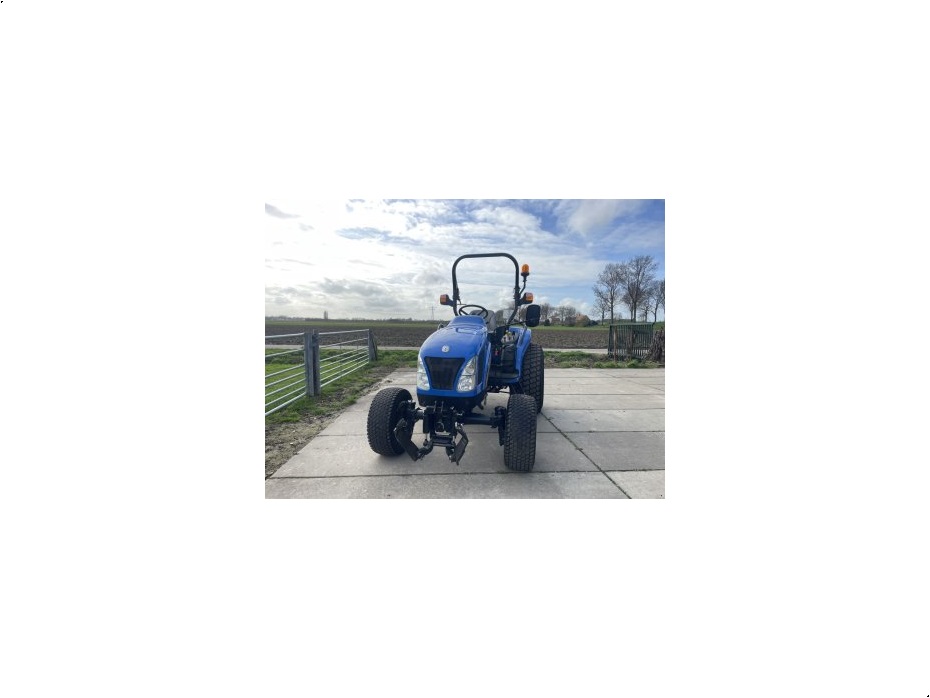 New Holland Boomer 3045hst - Traktorer - Traktorer 2 wd - 3