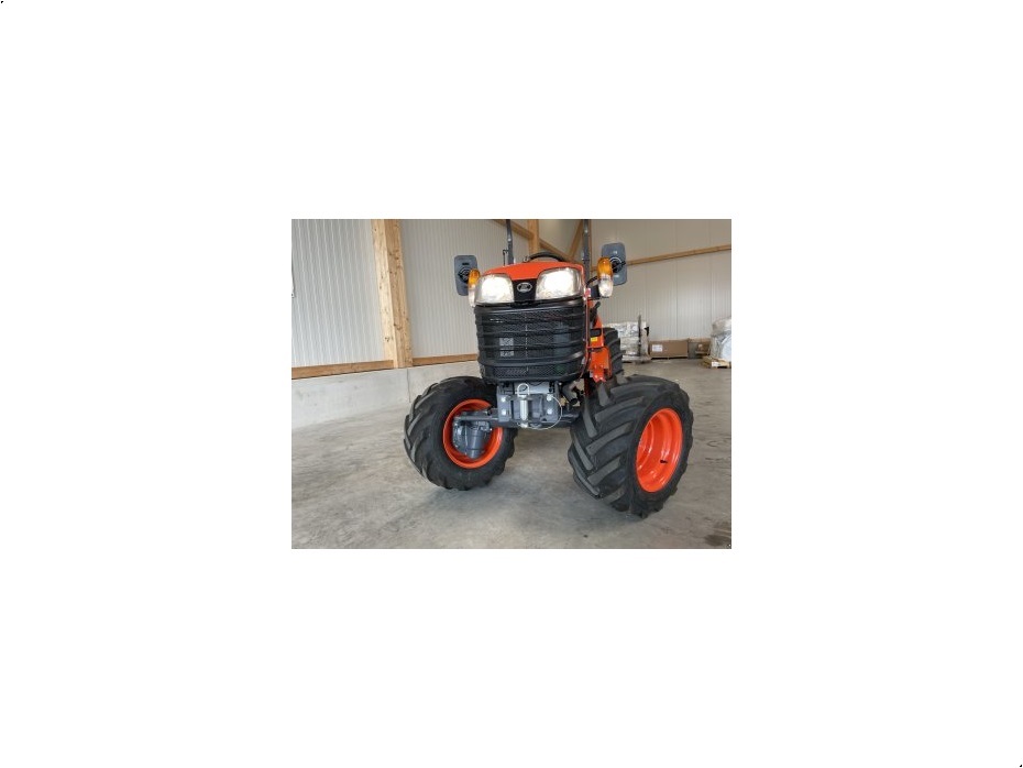 Kubota B1241 - Traktorer - Kompakt traktorer - 7