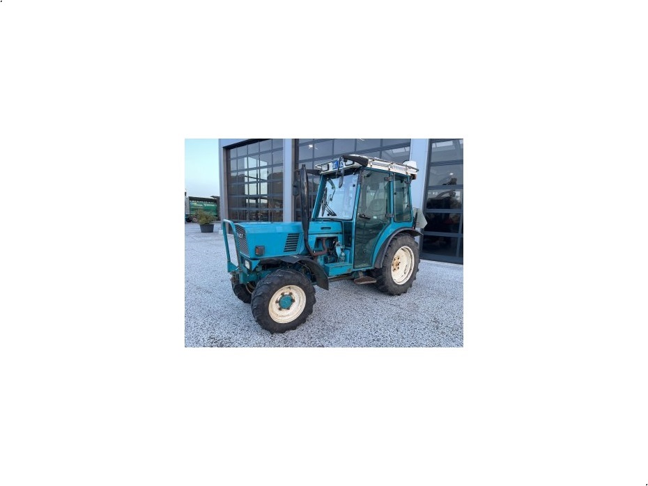 Fendt 270V Smalspoor - Traktorer - Traktorer 4 wd - 1